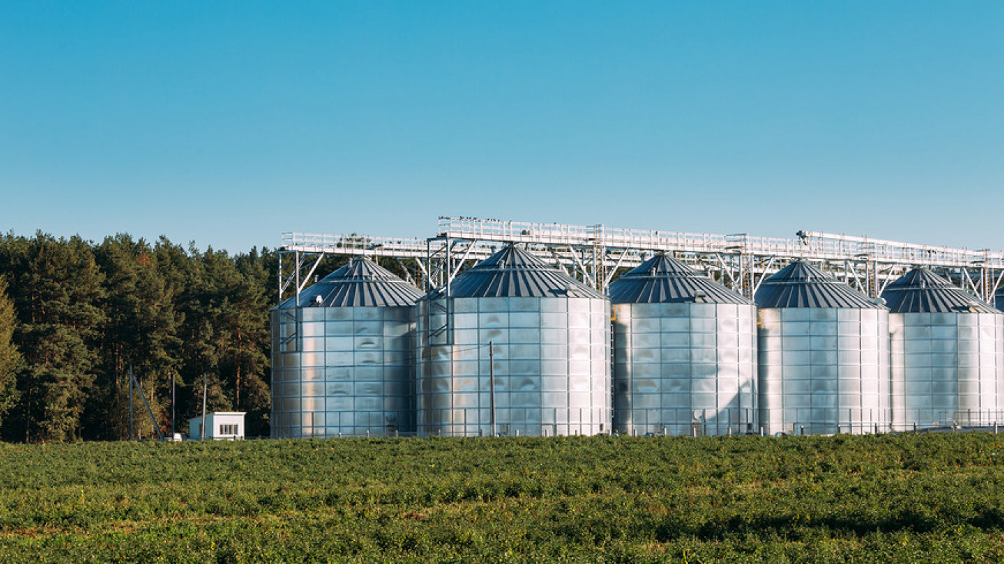 Farm & Commercial Bins Armour, SD Bob's Farm Service, LLC Bob's